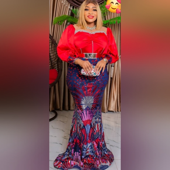 NWT GORGEOUS RED & MULTICOLORED SEQUINED FITTED GOWN - Picture 1 of 2